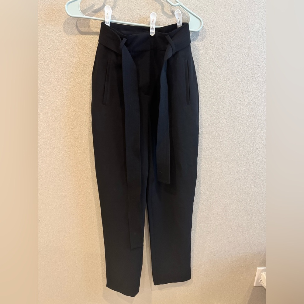 Aritzia Wilfred size 00 tie front pants